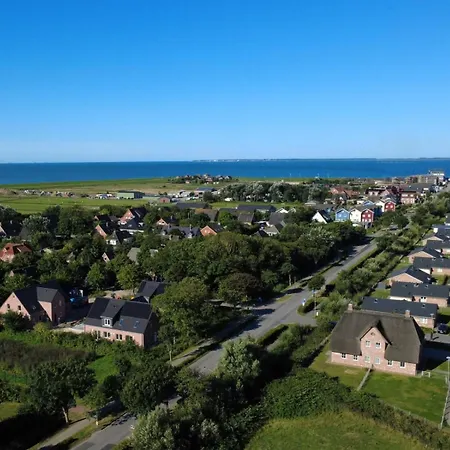 Grosses Mit Kamin Дагебюлль