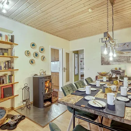 Grosses Mit Kamin Дом отдыха Дагебюлль